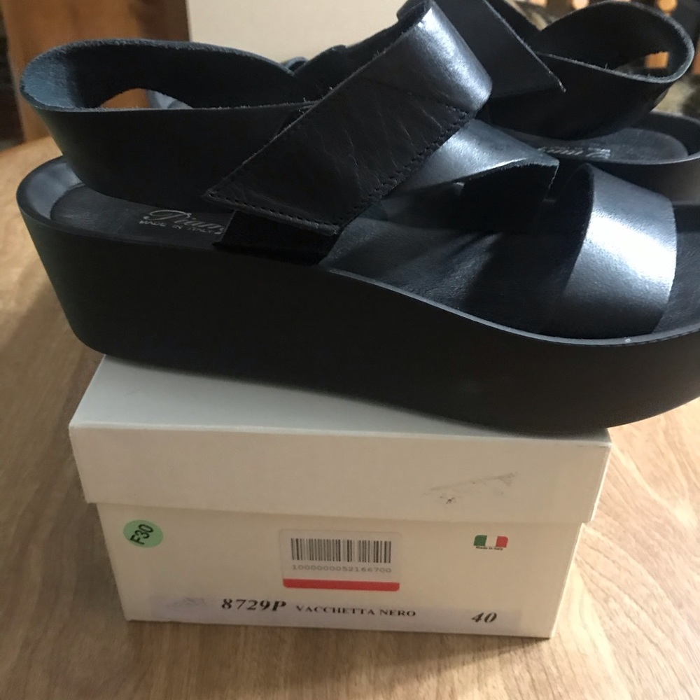 Made in Italy Piampiani Sandals - Picture 3 of 11